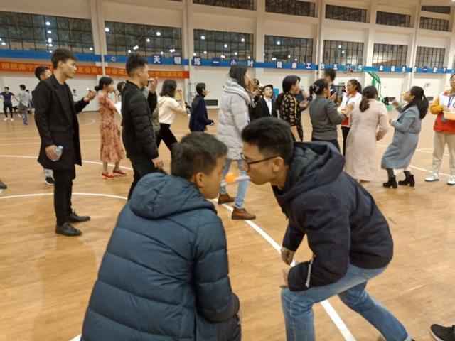 新起点·再出发–Beat365中文官方网站校友会南宁分会四周年庆祝活动精彩纷呈